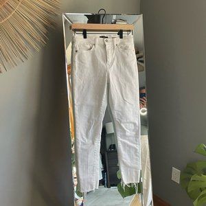 Banana republic Sloan white denim size 26p